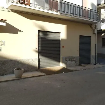 公寓 La Vecchia Stazione 拉默齐亚泰尔默